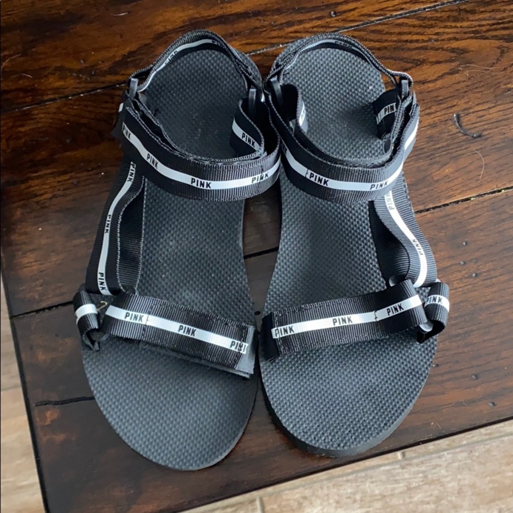 Size 8 hardly worn Victoria’s Secret Pink sandals